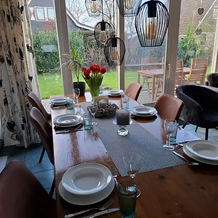 Apartment Haus Maike Komfortabel Und Gemuetlich Im Grossen Garten, Strandnah